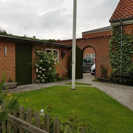 Bed & Breakfast Bed & Kitchen I Hojer