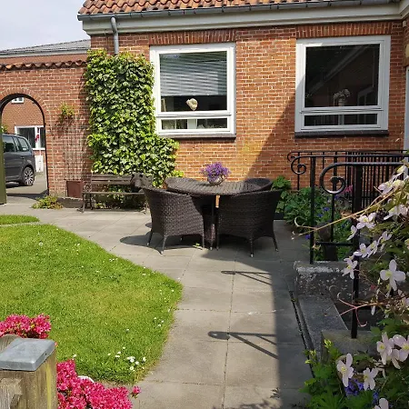 Bed & Kitchen I Højer